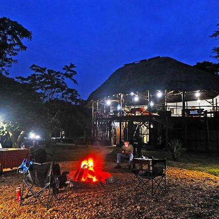Bullbush River Camp Kihihi Luaran gambar