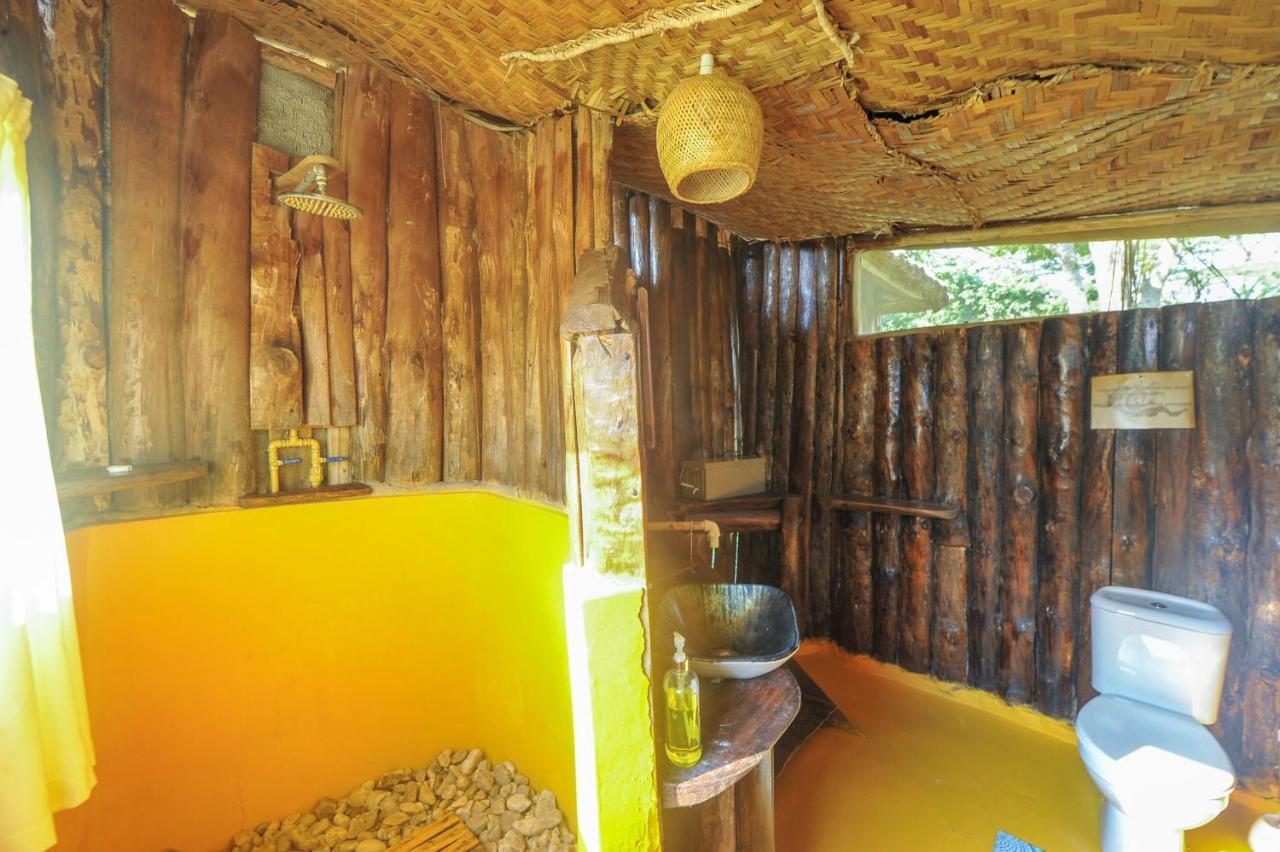 Bullbush River Camp Kihihi Luaran gambar