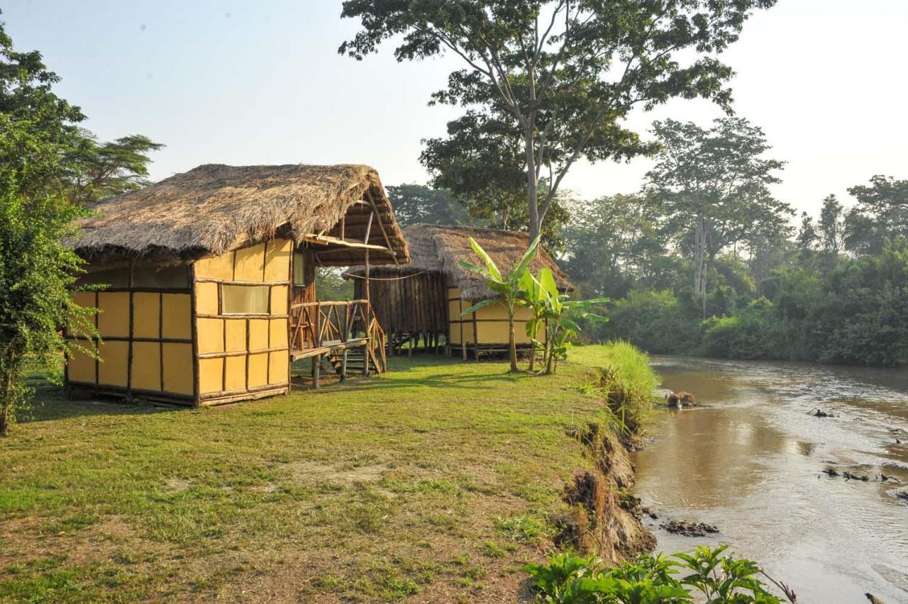 Bullbush River Camp Kihihi Luaran gambar